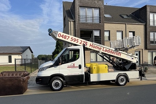 Ladderlift op bestelwagen